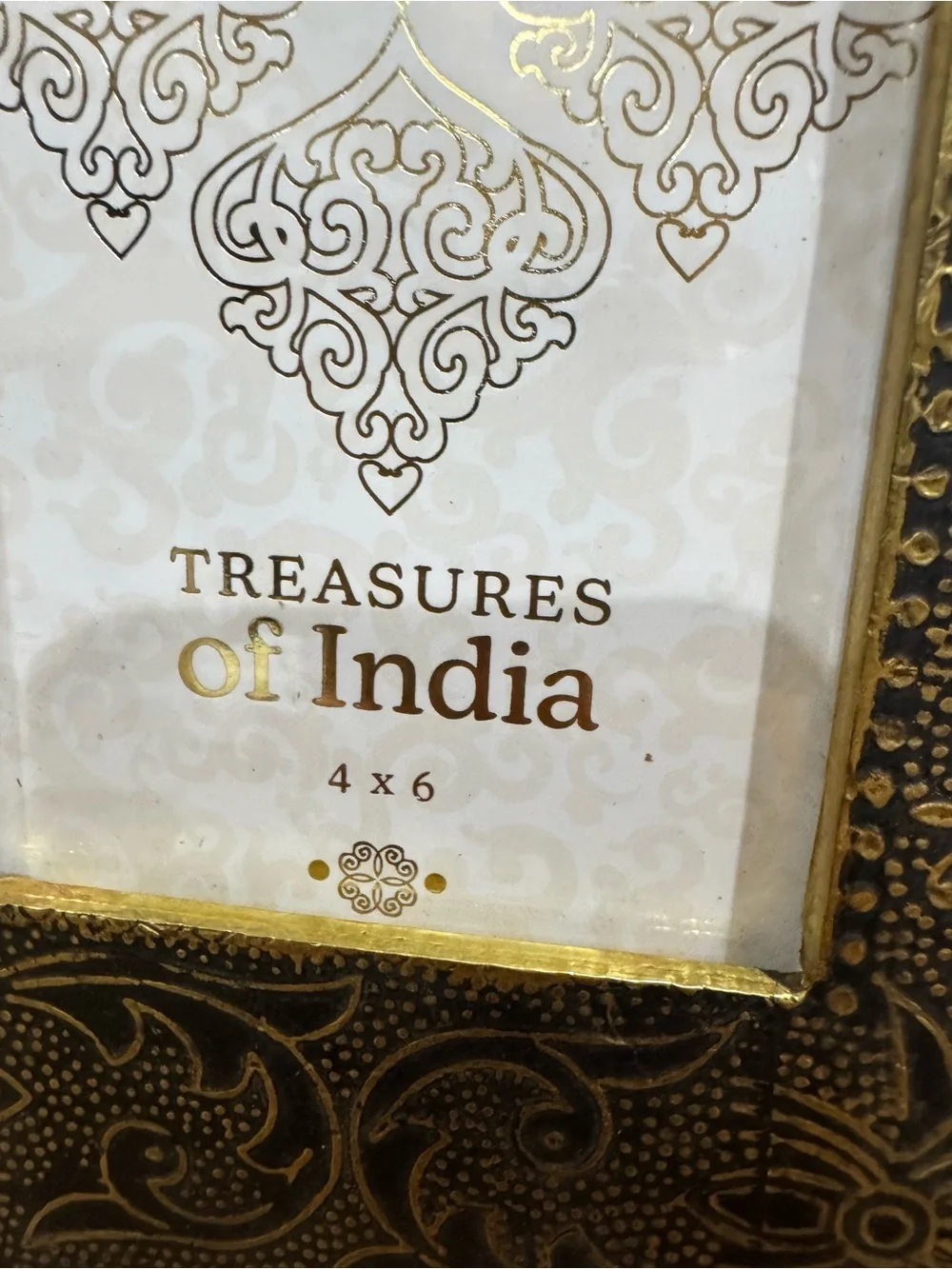 New Treasures of India 4x6 Black and Gold Picture Frame